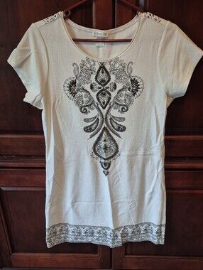 VENUS Cream Short Sleeve Dress with Black Embroidered Motif